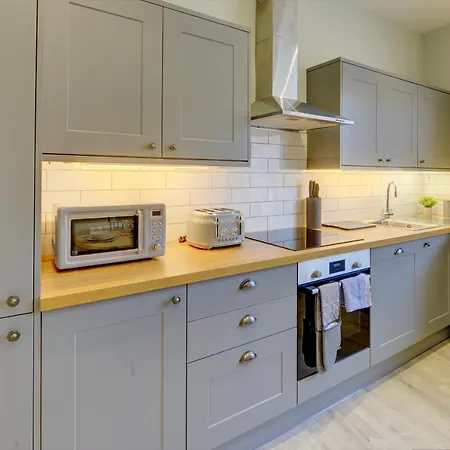 The Nook - A Modern 2 Bedroom Loft With Parking Ripon